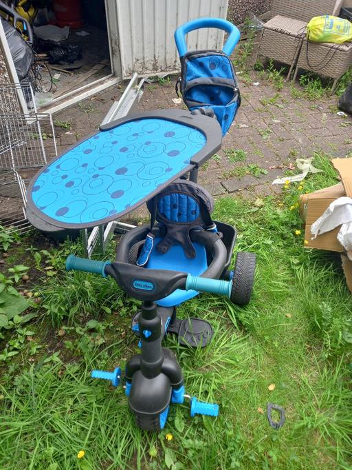 Buy & Sell Chadderton Oldham - Photos for boys blue trike excellent condition