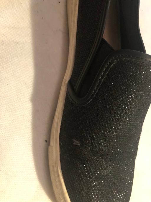 Buy & Sell Barkingside Redbridge - Photos for Kurt Geiger Black plimsoles