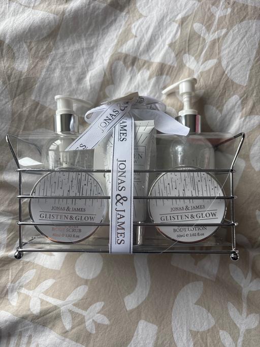 Buy & Sell Kingswinford Dudley - Photos for Glisten and glow bathroom set