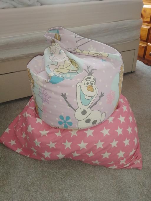 Buy & Sell Higham Ferrers North Northamptonshire - Photos for 2 x Bean bags