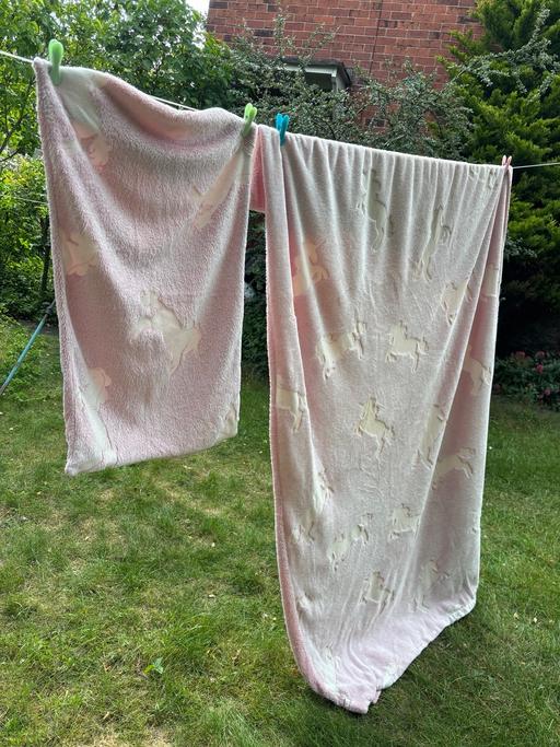Buy & Sell Earlsheaton Kirklees - Photos for Gorgeous unicorn single duvet set