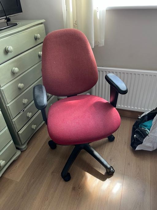Buy & Sell Melling Sefton - Photos for Swivel Office Chair