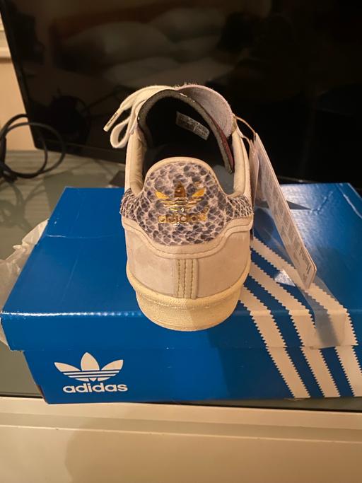 Buy & Sell Splott Cardiff - Photos for Adidas trainer