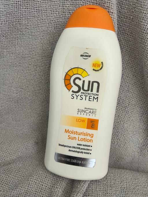 Buy & Sell Hetton-Le-Hole Sunderland - Photos for Large Sun Lotion ( New )