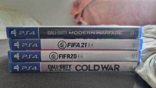 Buy & Sell East India East London - Photos for Fifa20 fifa21 COD Cold war modern warfare ps4