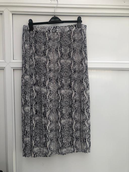 Buy & Sell Cradley Heath Sandwell - Photos for (Size 18) LADIES SKIRT