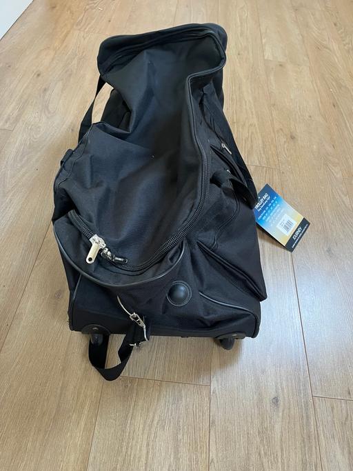 Buy & Sell Cann Hall East London - Photos for Travel Bag Bundle!