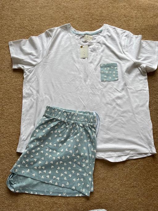 Buy & Sell Ettingshall Park Wolverhampton - Photos for LADIES SHORT PJ SET