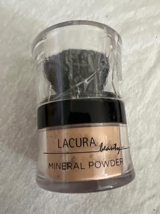 Buy & Sell Easington Lane Sunderland - Photos for Mineral Powder With Brush ( New )