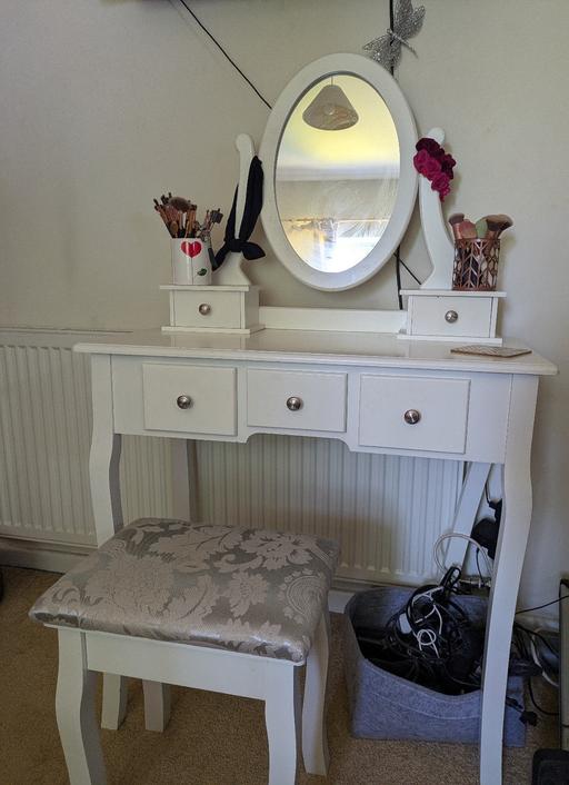 Buy & Sell Ettingshall Park Wolverhampton - Photos for Laura James Vienna Dressing Table and Stool