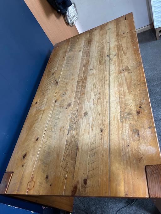 Buy & Sell Wrenthorpe Wakefield - Photos for Solid oak extendable dining table