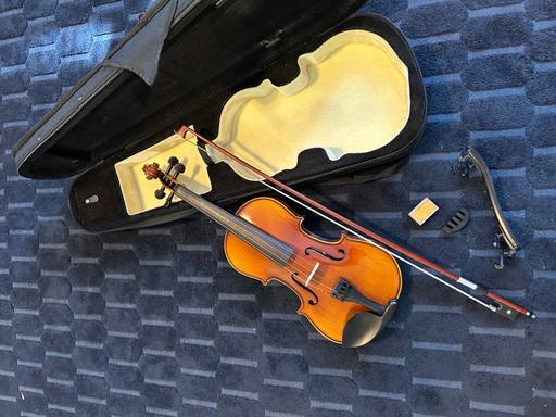 Buy & Sell Harmondsworth Hillingdon - Photos for 🎻 Violin 🎻