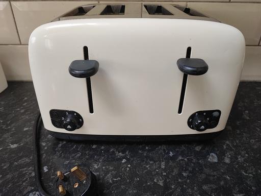 Buy & Sell Savile Town Kirklees - Photos for Russell Hobbs toaster