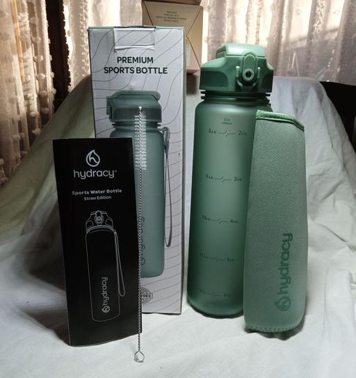 Buy & Sell Thornaby Stockton-on-Tees - Photos for Hydracy straw edition 1 litre drink bottle