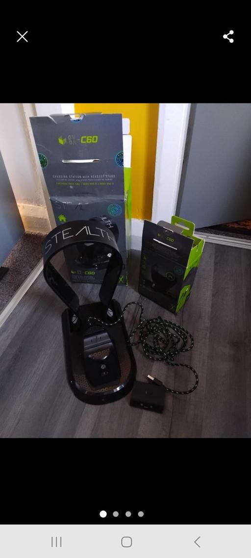 Buy & Sell Stow Heath Wolverhampton - Photos for Charging Station & Headset Stand.