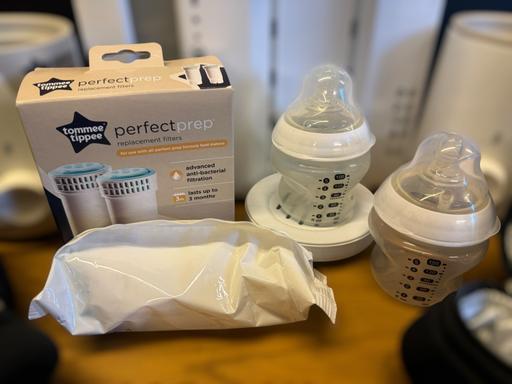Buy & Sell Cranford Hounslow - Photos for Tommee Tippee Milk Bundle