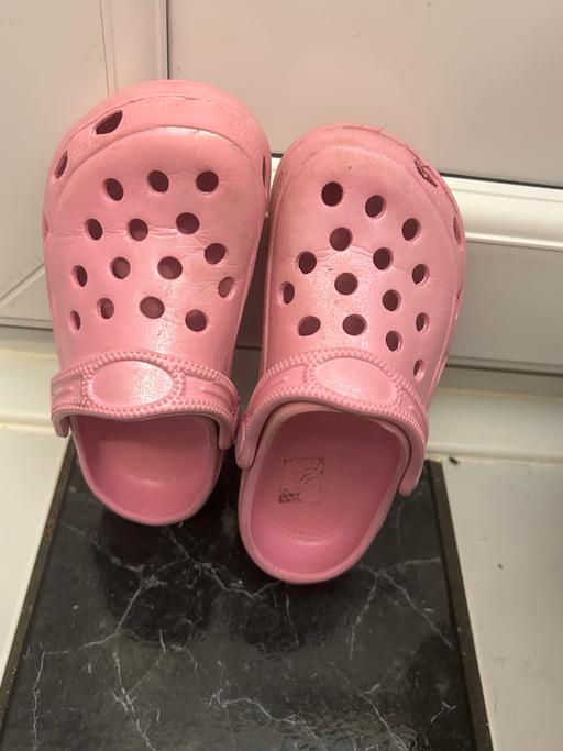 Buy & Sell Stirchley Birmingham - Photos for 🌸CHILD'S FAUX CROCS SIZE 11🌸