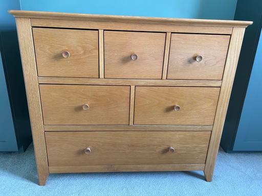 Buy & Sell New Eltham South East London - Photos for Solid oak chest of draws