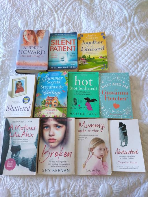 Buy & Sell Moxley Walsall - Photos for Books