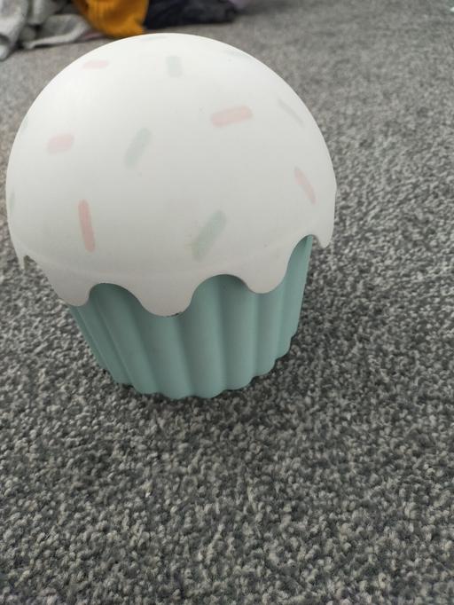 Buy & Sell Maypole Birmingham - Photos for Cup Cake storage holder
