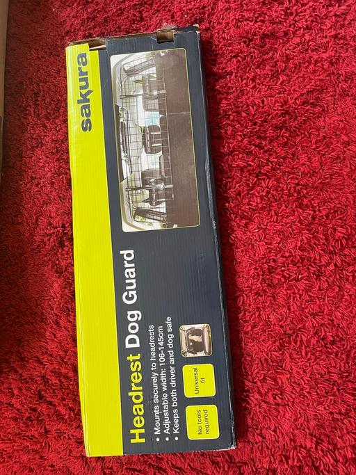 Vehicles Wokingham Winnersh - Crawley - Photos for HeadrestDog Guard