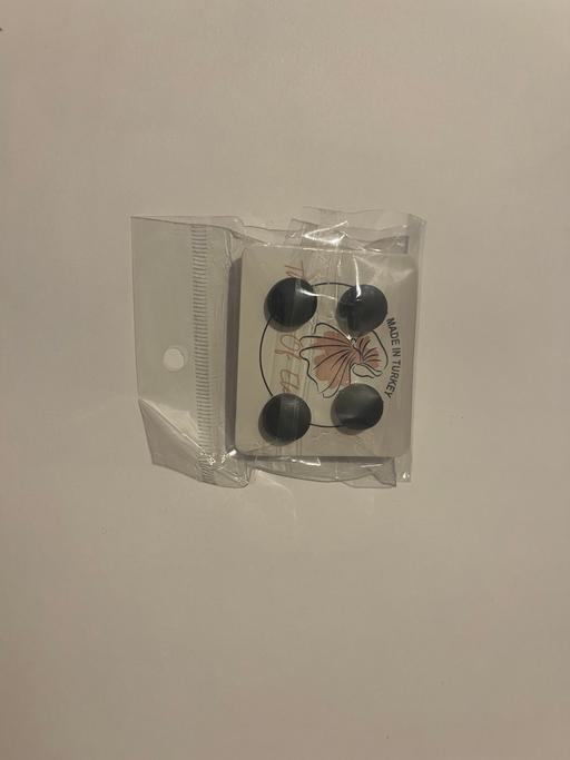 Buy & Sell Cranham East London - Photos for Very strong hijab magnets