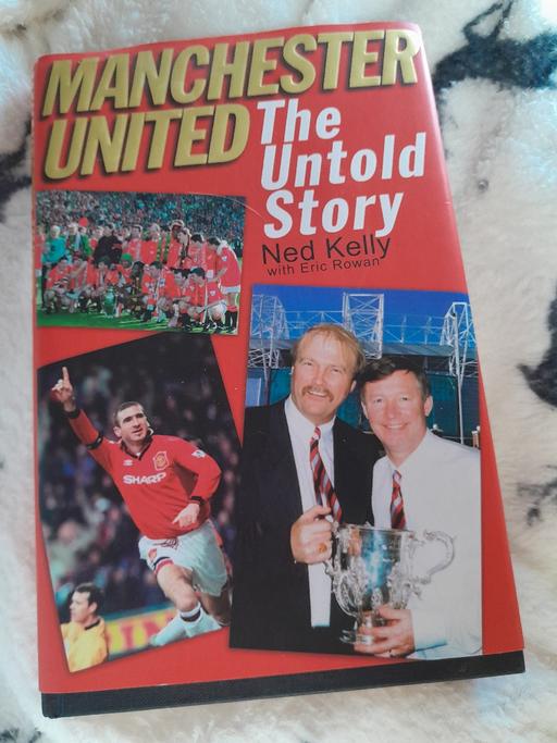Buy & Sell Telford Telford and Wrekin - Photos for PRELOVED BOOK- FOR THE MANCHESTER UTD FAN