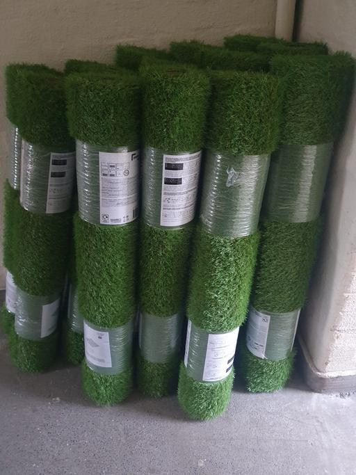 Buy & Sell Poplar East London - Photos for Artificial Grass