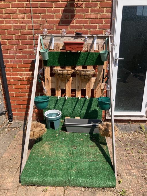 Buy & Sell Ilford Redbridge - Photos for Outdoor Plant Stand/ Garden Setting