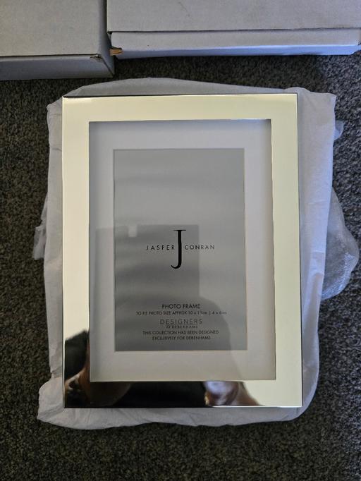 Buy & Sell Oldbury Sandwell - Photos for 2 Jasper Conran silver box photo frames - new