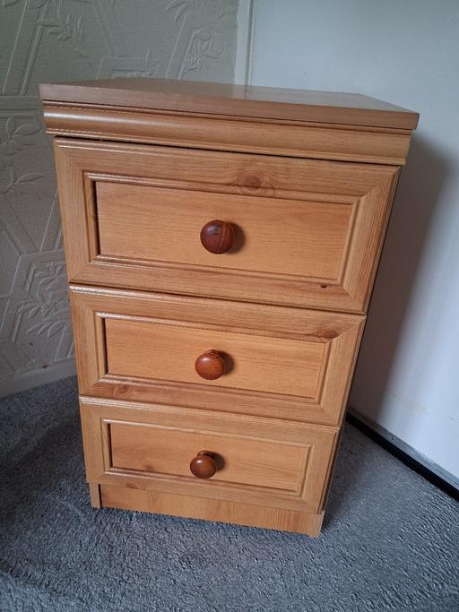 Buy & Sell Wylde Green Birmingham - Photos for Bedside cabinet.