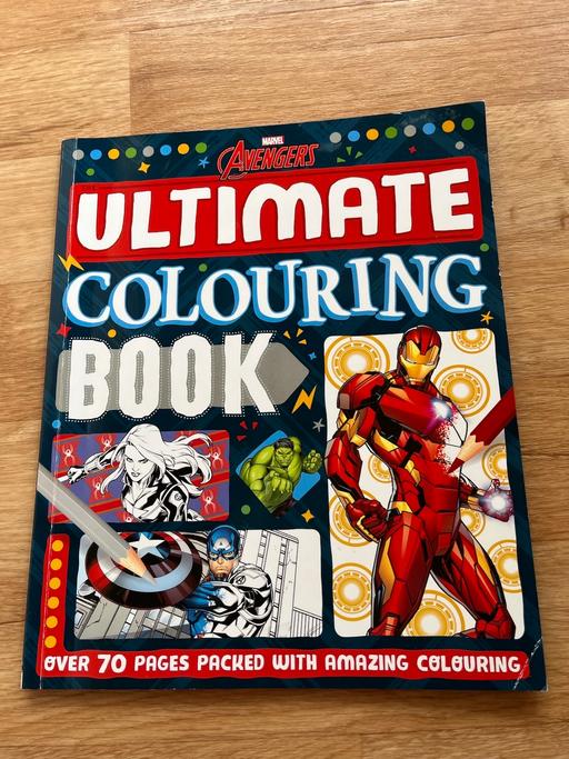 Buy & Sell Ettingshall Park Wolverhampton - Photos for AVENGERS COLOURING BOOK