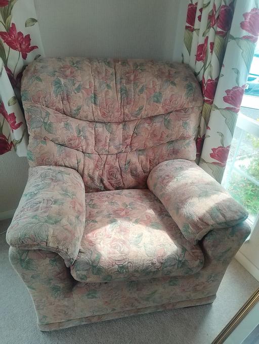Buy & Sell Wythall Bromsgrove - Photos for Arm chair