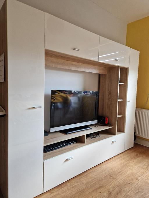 Buy & Sell West London Bedford Park - West London - Photos for TV Entertainment Unit High Gloss