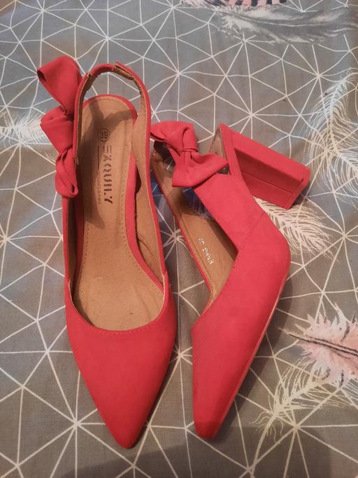 Buy & Sell Wednesfield Wolverhampton - Photos for bright red suede shoes