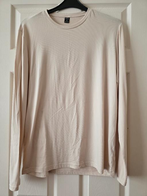 Buy & Sell Blackpool Town Centre Blackpool - Photos for Mens beige long sleeved top size M NEW