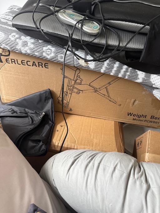 Buy & Sell Byfleet Woking - Photos for Weight bench brand new in box