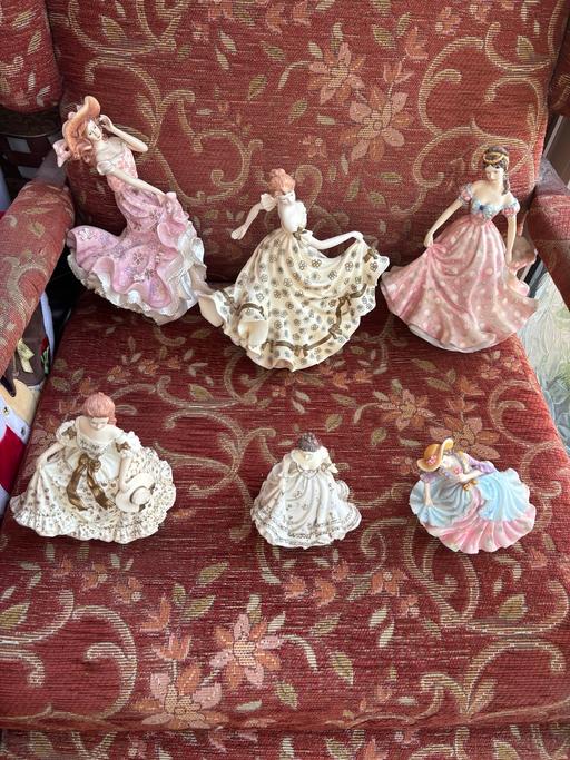Buy & Sell Kidbrooke South East London - Photos for The Leonardo collection ladies figerines