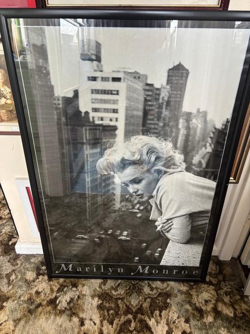 Buy & Sell Kidbrooke South East London - Photos for Vintage black and white Marilian Monroe