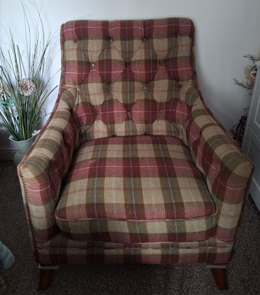 Buy & Sell Ormskirk West Lancashire - Photos for Armchair red,brown,green check