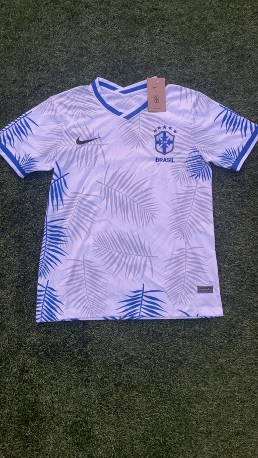 Buy & Sell Aylesbury Buckinghamshire - Photos for Brazil Palm Leaf Football Shirt Mens S