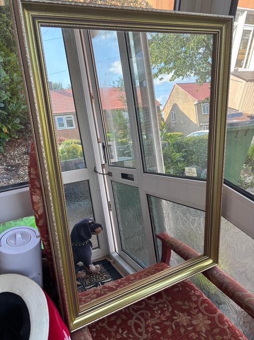 Buy & Sell Kidbrooke South East London - Photos for A lovely gold gilded frame mirror H33in W23in