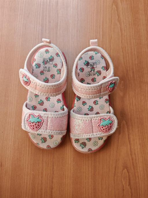 Buy & Sell Woodcross Wolverhampton - Photos for F&F girls' sandals