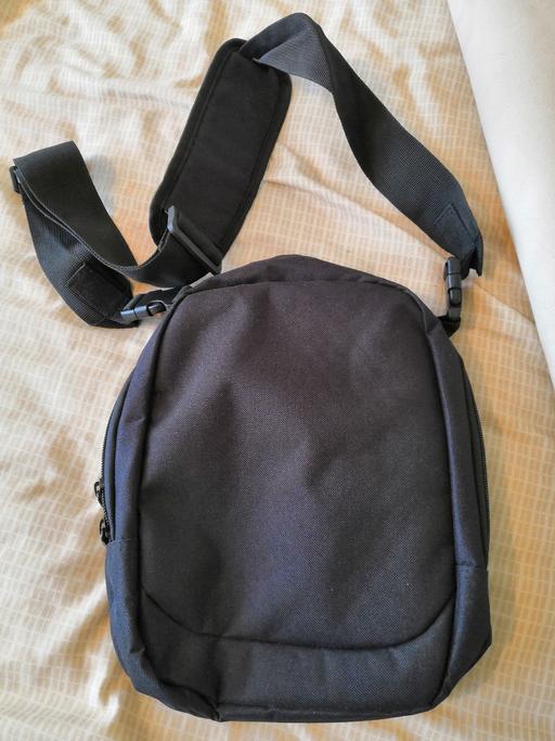 Buy & Sell Greenford Ealing - Photos for Shoulder bag