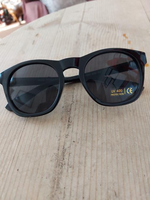 Buy & Sell Greenford Ealing - Photos for Unisex Classic Wayfarer sunglasses
