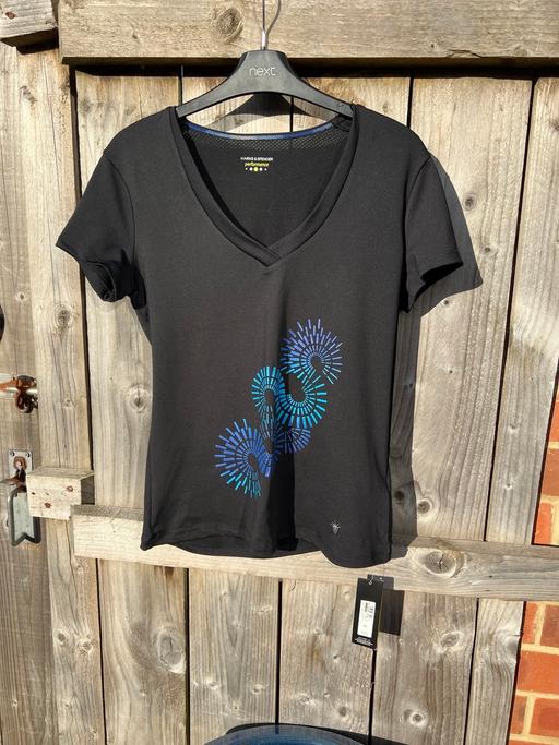 Buy & Sell Hetton-Le-Hole Sunderland - Photos for Womens Fitness Top From M&S ( New )