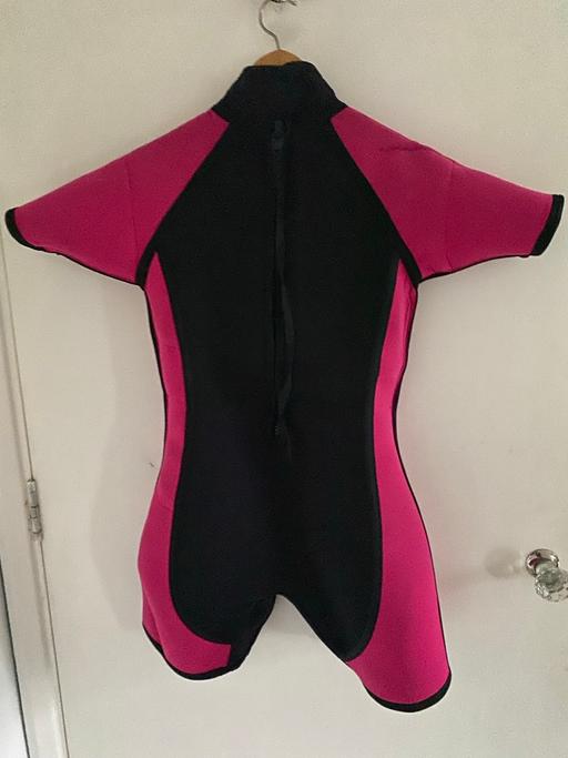 Buy & Sell Hounslow Town Centre Hounslow - Photos for Wet suits