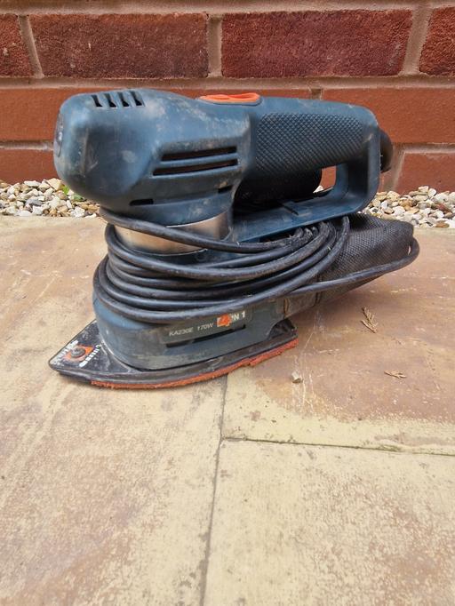 Buy & Sell Whittington Lichfield - Photos for Black and Decker 240v Sander