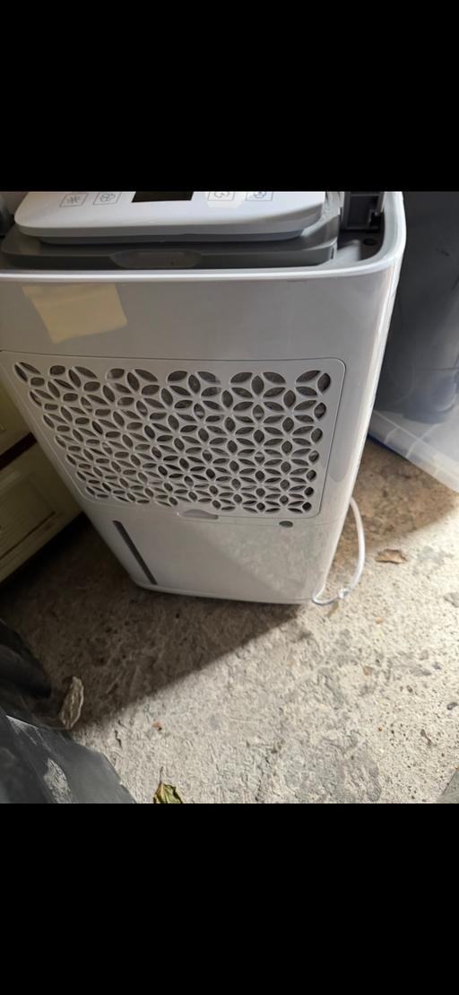Buy & Sell Camberwell South East London - Photos for Pro breeze Dehumidifier 20l