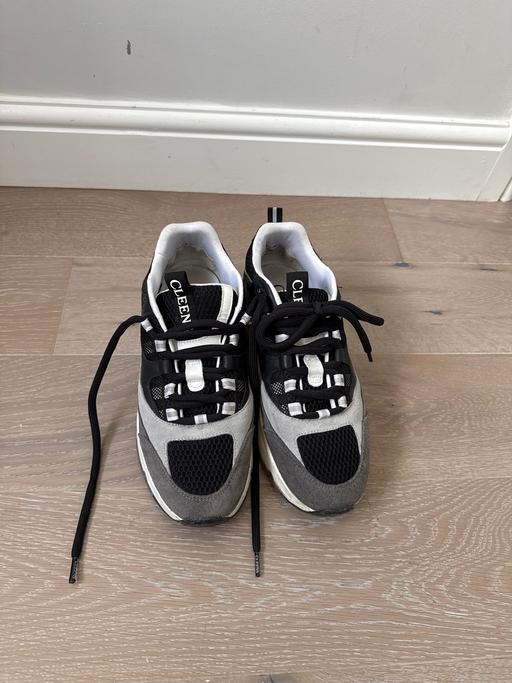 Buy & Sell Longfield Dartford - Photos for Cleens trainers size 9